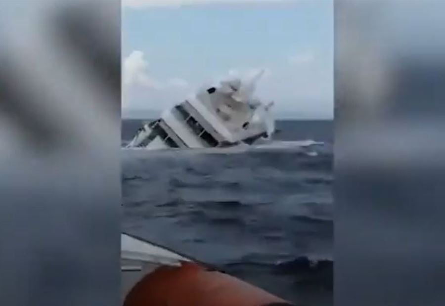 Breathtaking scenes… a luxury yacht sank in Italy (film)