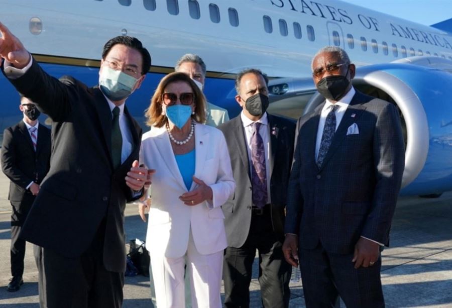 After his trip to Taiwan… China banned Pelosi!