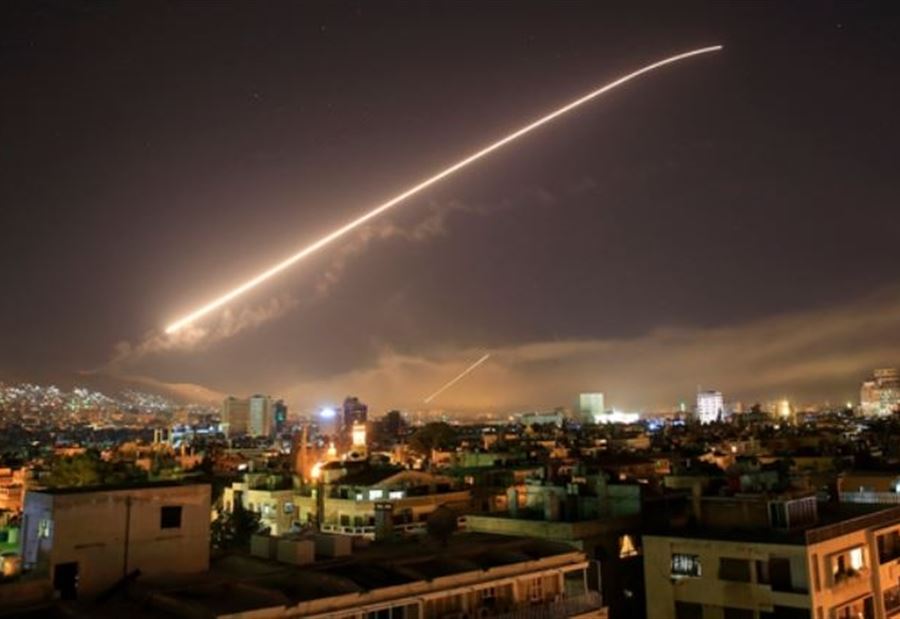 Two simultaneous attacks… Israel in the sky of Syria and the defenses are confronting