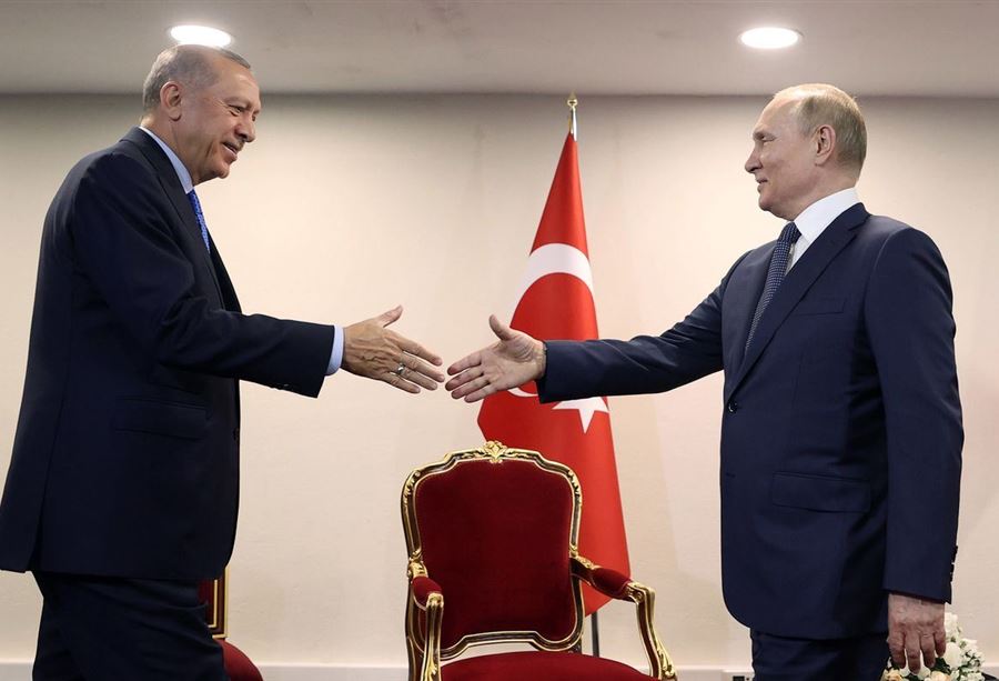 Putin is getting closer to Erdogan and a central role for Ankara!