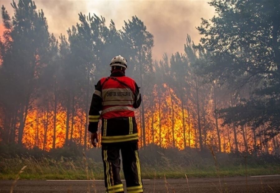 After an unprecedented increase in temperature … a fire in Britain (video)