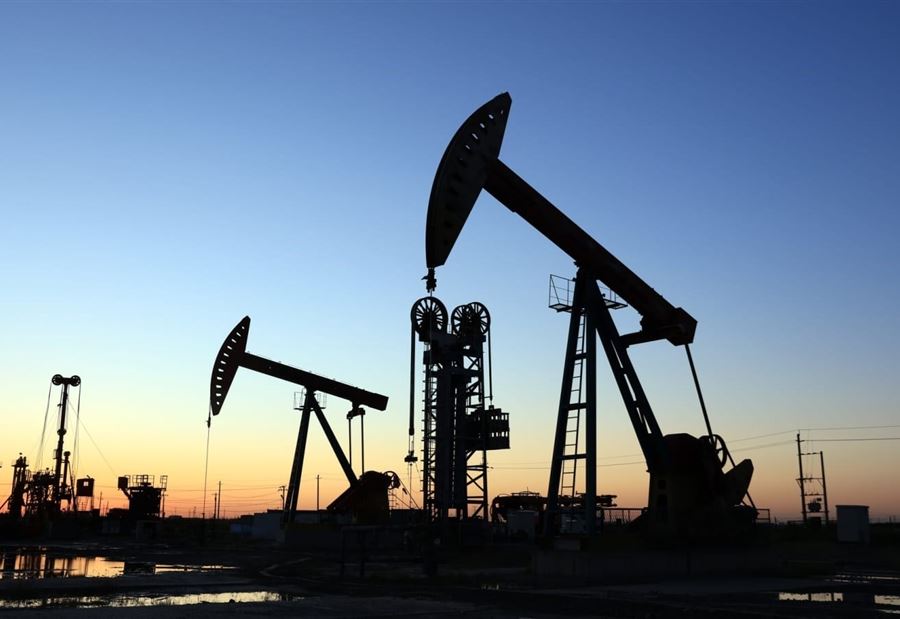 Oil prices continue to rise … and US stocks are falling!